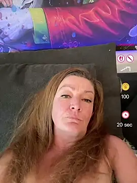 Snapshot of MumGabriela chatting on 22, 6, 2026 MumGabriela online show from 22, 6, 2026