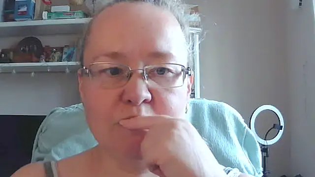 Snapshot of Viola27 chatting on 16, 7, 2026 Viola27 online show from 16, 7, 2026