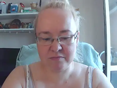 Snapshot of Viola27 chatting on 27, 7, 2026 Viola27 online show from 27, 7, 2026