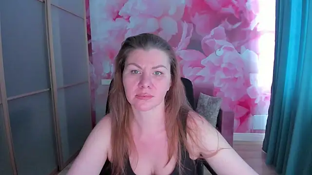 LunaKissesx online show from 14, 6, 2026
