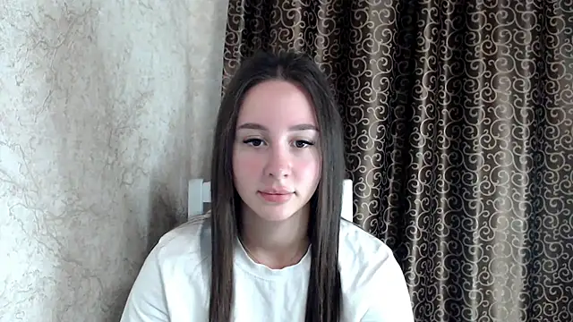 Snapshot of Tina_tin85 chatting on 4, 8, 2026 Tina tin85 online show from 4, 8, 2026