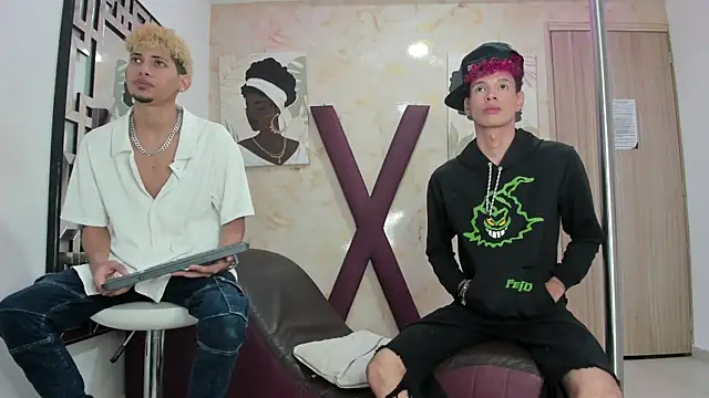Hot skinny guys online show from 4, 7, 2026
