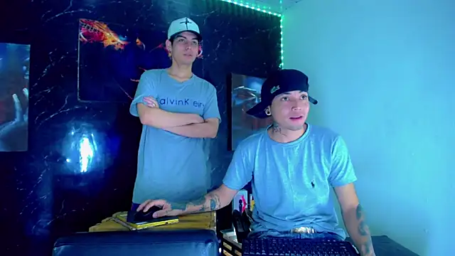 Snapshot of TheShamefulBoys chatting on 19, 6, 2026 TheShamefulBoys online show from 19, 6, 2026