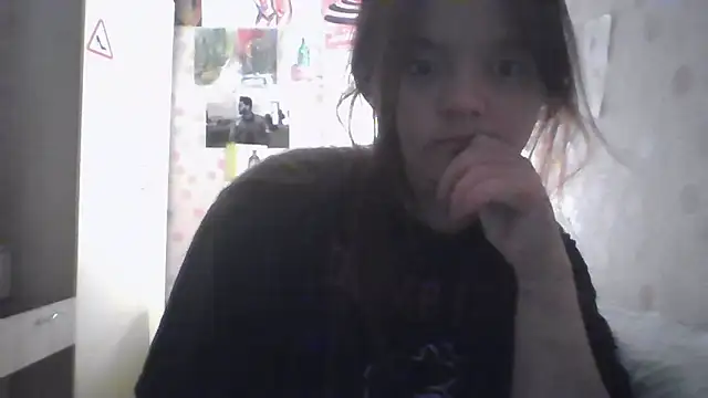 Snapshot of ZeldaSayre_ chatting on 18, 6, 2026 ZeldaSayre online show from 18, 6, 2026