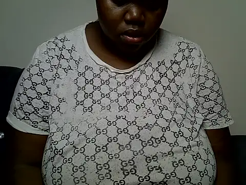 Snapshot of Tashazbabe chatting on 8, 7, 2026 Tashazbabe online show from 8, 7, 2026