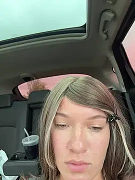 girl-Emily online show from 7, 7, 2026