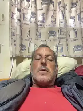 Snapshot of GeldenKuy chatting on 30, 6, 2026 GeldenKuy online show from 30, 6, 2026
