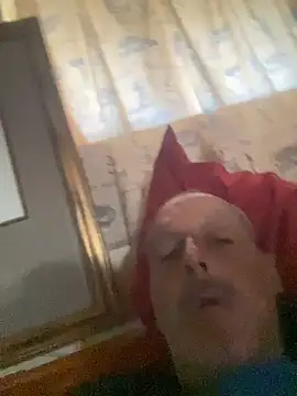Snapshot of GeldenKuy chatting on 22, 7, 2026 GeldenKuy online show from 22, 7, 2026