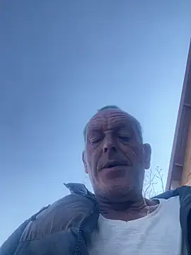 Snapshot of GeldenKuy chatting on 5, 8, 2026 GeldenKuy online show from 5, 8, 2026