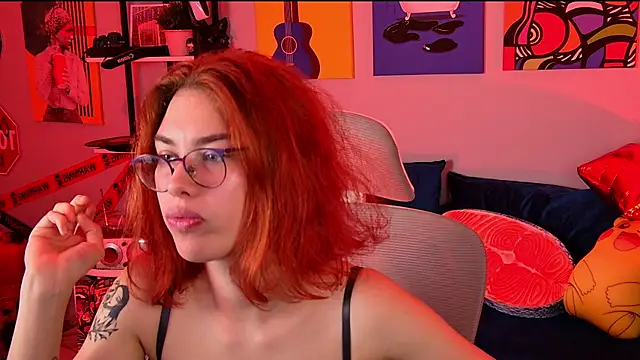 Snapshot of SeraphineDuskryn chatting on 17, 7, 2026 SeraphineDuskryn online show from 17, 7, 2026