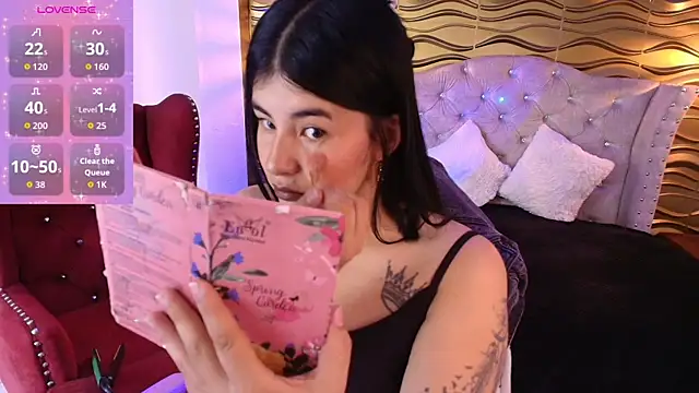 Snapshot of _Ninaharpper chatting on 26, 6, 2026 Ninaharpper online show from 26, 6, 2026
