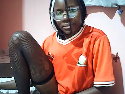 Snapshot of pretty_renor chatting on 20, 7, 2026 pretty renor online show from 20, 7, 2026