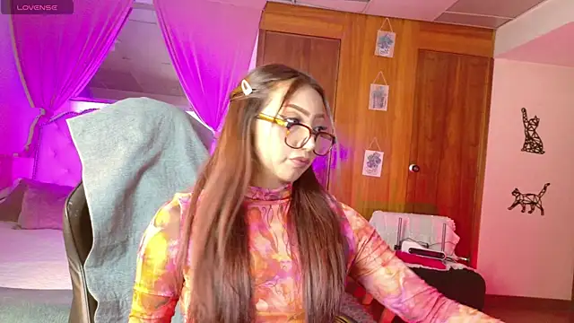 Snapshot of Cattleya_Love chatting on 23, 7, 2026 Cattleya Love online show from 23, 7, 2026