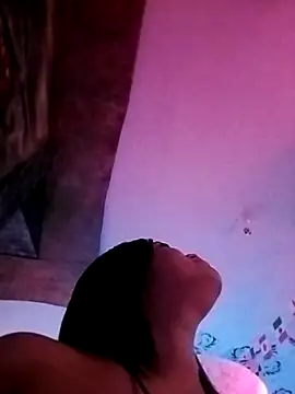 Snapshot of Camila_hott_11 chatting on 18, 7, 2026 Camila hott 11 online show from 18, 7, 2026