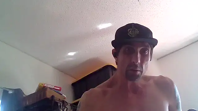 Snapshot of NightRider620 chatting on 8, 7, 2026 NightRider620 online show from 8, 7, 2026