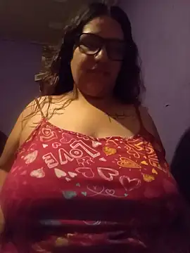 Snapshot of Valentina_Tits chatting on 1, 8, 2026 Valentina Tits online show from 1, 8, 2026