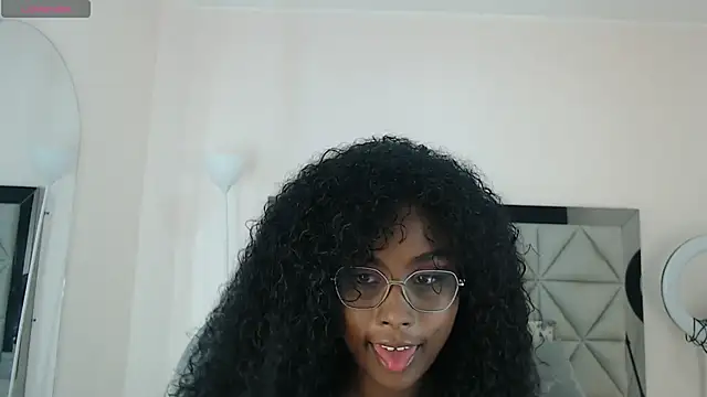 Snapshot of lily_mendoza chatting on 25, 6, 2026 lily mendoza online show from 25, 6, 2026