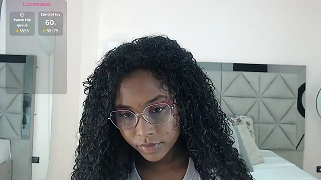 Snapshot of lily_mendoza chatting on 15, 7, 2026 lily mendoza online show from 15, 7, 2026
