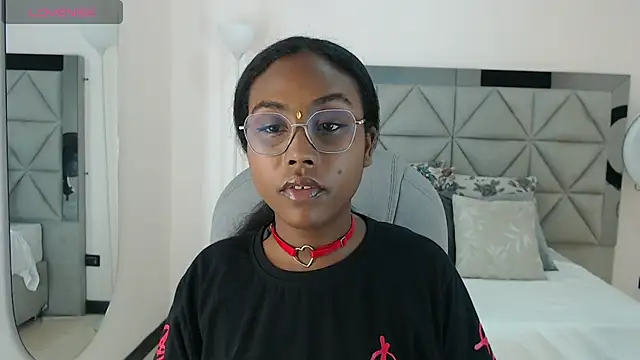 Snapshot of lily_mendoza chatting on 27, 7, 2026 lily mendoza online show from 27, 7, 2026