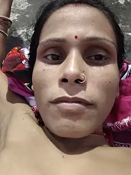 Snapshot of Roohi-hot chatting on 3, 7, 2026 Roohi-hot online show from 3, 7, 2026