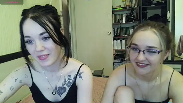 Snapshot of Mia_Ellis chatting on 19, 7, 2026 Mia Ellis online show from 19, 7, 2026