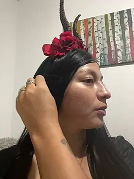 SAKURA AKEMI online show from 7, 7, 2026