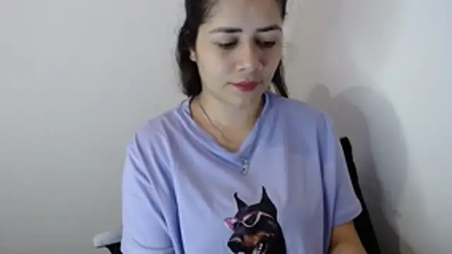 Snapshot of Luna_zoe chatting on 15, 7, 2026 Luna zoe online show from 15, 7, 2026