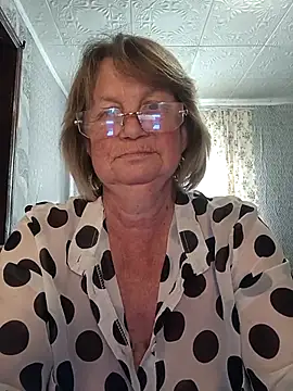 Snapshot of MilashkaCutie50 chatting on 29, 7, 2026 MilashkaCutie50 online show from 29, 7, 2026