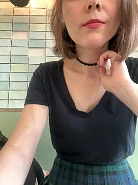 Hilda Valentine online show from 18, 7, 2026