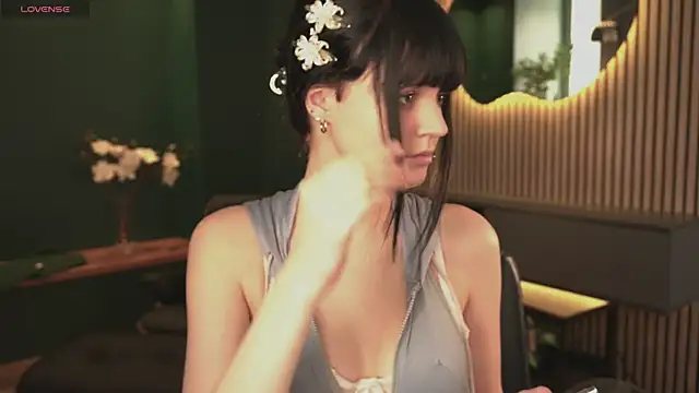 Snapshot of Michelle_Rain chatting on 15, 7, 2026 Michelle Rain online show from 15, 7, 2026