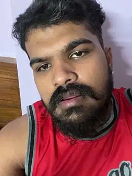 Snapshot of vinay1018 chatting on 18, 6, 2026 vinay1018 online show from 18, 6, 2026