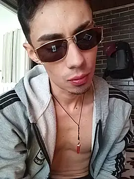 Snapshot of MateoCollins2026 chatting on 1, 8, 2026 MateoCollins2026 online show from 1, 8, 2026