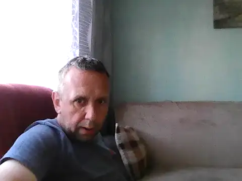 Snapshot of RafalekRozmarynowski81 chatting on 17, 6, 2026 RafalekRozmarynowski81 online show from 17, 6, 2026