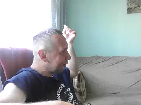 Snapshot of RafalekRozmarynowski81 chatting on 16, 7, 2026 RafalekRozmarynowski81 online show from 16, 7, 2026