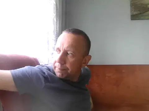 Snapshot of RafalekRozmarynowski81 chatting on 27, 7, 2026 RafalekRozmarynowski81 online show from 27, 7, 2026