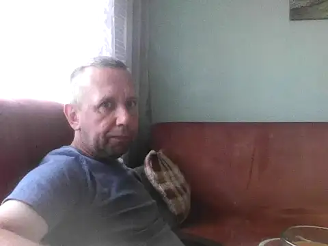 Snapshot of RafalekRozmarynowski81 chatting on 29, 7, 2026 RafalekRozmarynowski81 online show from 29, 7, 2026