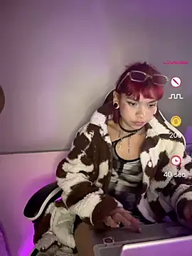 Snapshot of xLilyAngelx_ chatting on 26, 6, 2026 xLilyAngelx online show from 26, 6, 2026