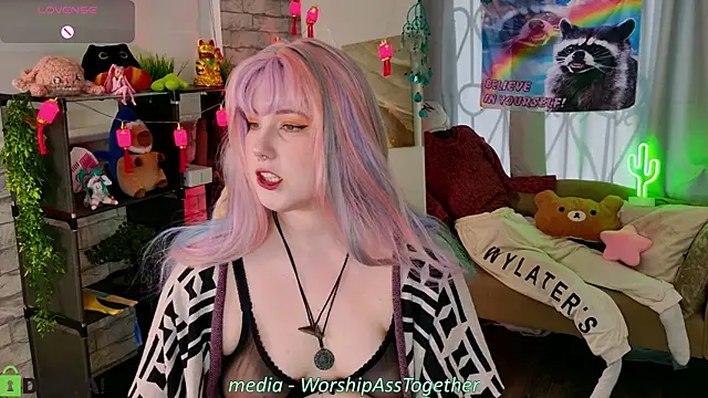 Snapshot of Candy-yeah chatting on 10, 7, 2026 Candy-yeah online show from 10, 7, 2026