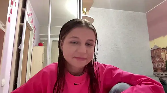 Snapshot of HwaTrippel chatting on 12, 7, 2026 HwaTrippel online show from 12, 7, 2026