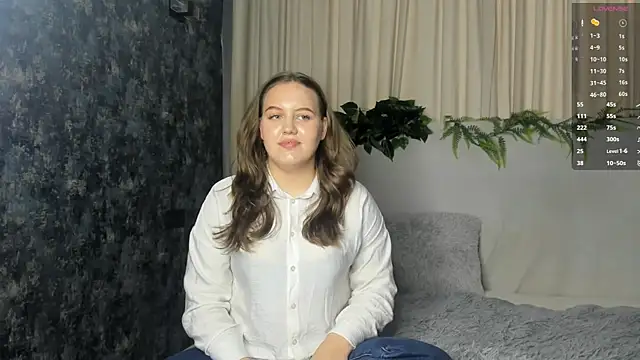 Snapshot of MissBadTiming chatting on 23, 6, 2026 MissBadTiming online show from 23, 6, 2026