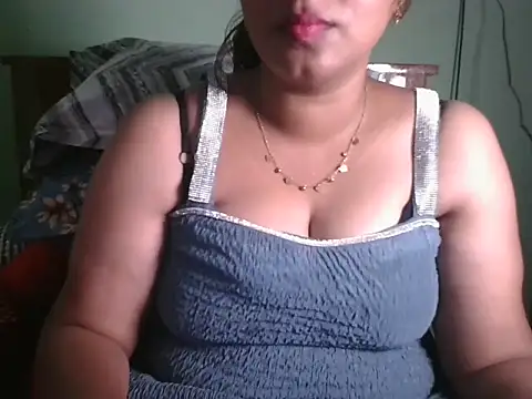 Snapshot of Tamil_Shailu chatting on 16, 7, 2026 Tamil Shailu online show from 16, 7, 2026