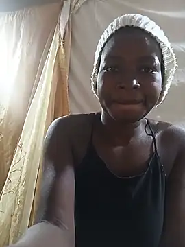 Snapshot of Cherryblush_2 chatting on 1, 8, 2026 Cherryblush 2 online show from 1, 8, 2026