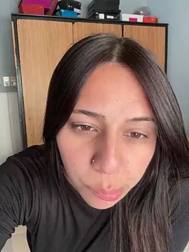 Morena hot2 online show from 16, 6, 2026