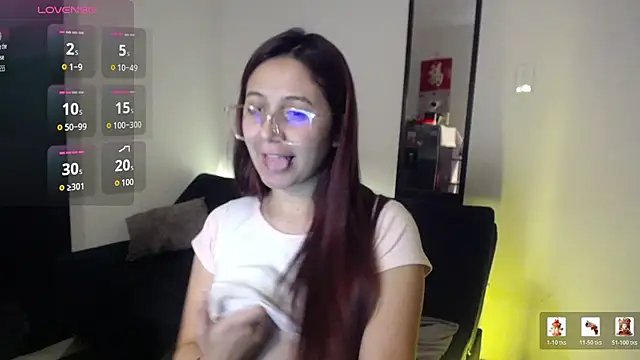Snapshot of tiana_sweet chatting on 20, 6, 2026 tiana sweet online show from 20, 6, 2026