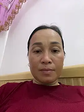 Loly hana online show from 7, 7, 2026