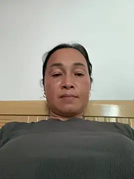 Loly hana online show from 29, 7, 2026