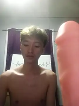 Snapshot of Fem_phiLboy69 chatting on 19, 7, 2026 Fem phiLboy69 online show from 19, 7, 2026