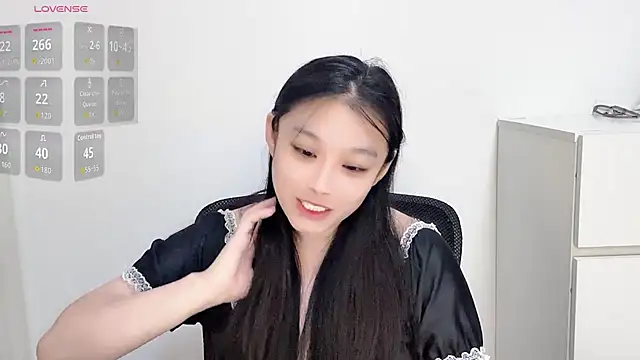 qiuqiu-123 online show from 1, 7, 2026