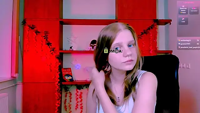 Snapshot of bella_sky11 chatting on 27, 6, 2026 bella sky11 online show from 27, 6, 2026