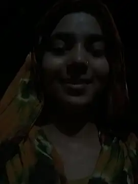Snapshot of Simran_143 chatting on 13, 7, 2026 Simran 143 online show from 13, 7, 2026
